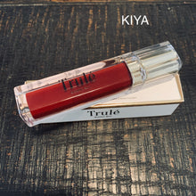 LIP GLOSS