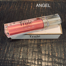 LIP GLOSS