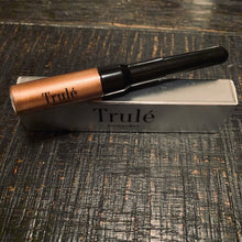 LIPSTICK LINER
